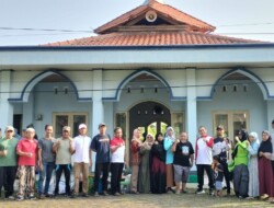 TNI dan Rakyat Menyatu di Masjid: Kodim Jepara dan RRM Bersihkan Namira dalam Spirit Iman dan Kebangsaan
