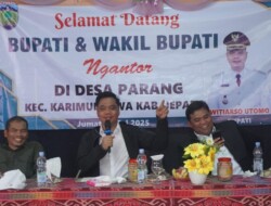 Bupati Jepara Ngantor di Desa Parang, Bunga Desa Percepat Aspirasi Warga Karimunjawa