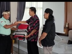 Bantuan Pelampung dari LJM: Bukti Kepedulian Nyata untuk Nelayan Jepara