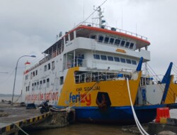 Laut Mengamuk di Utara Jepara, BMKG Peringatkan Gelombang Tinggi Ancam Pelayaran Karimunjawa